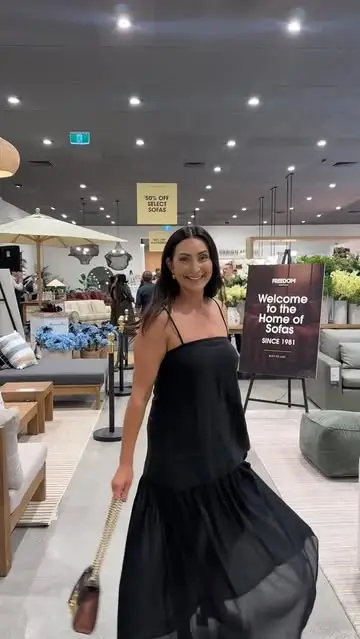 Instagram post preview 3 from phoebe_alexander
