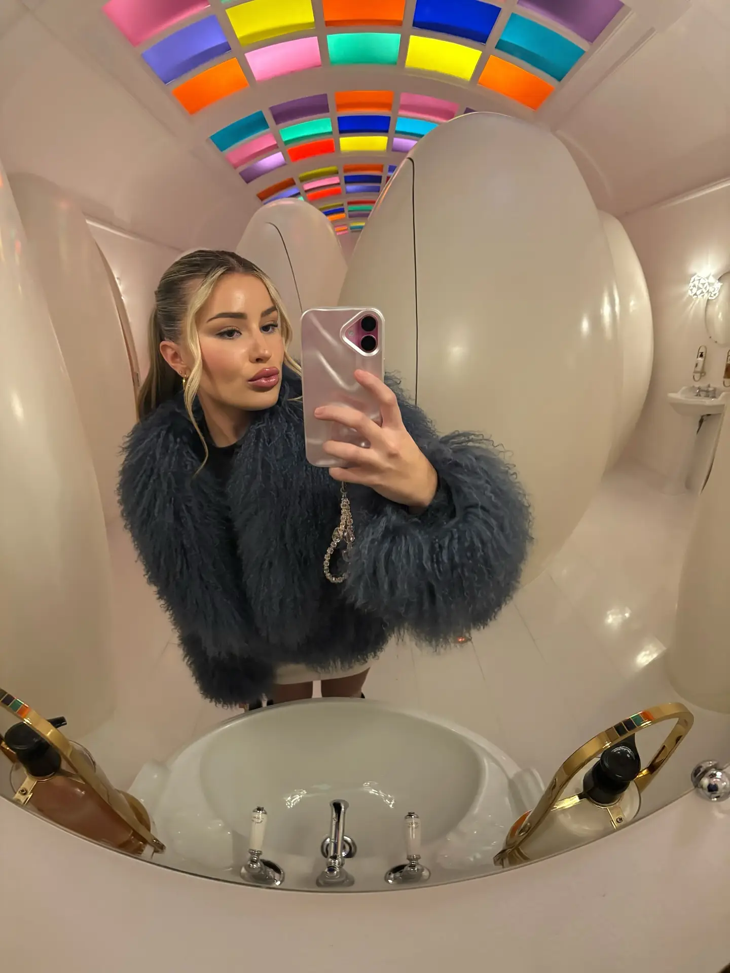 Instagram post preview 3 from bella.mt