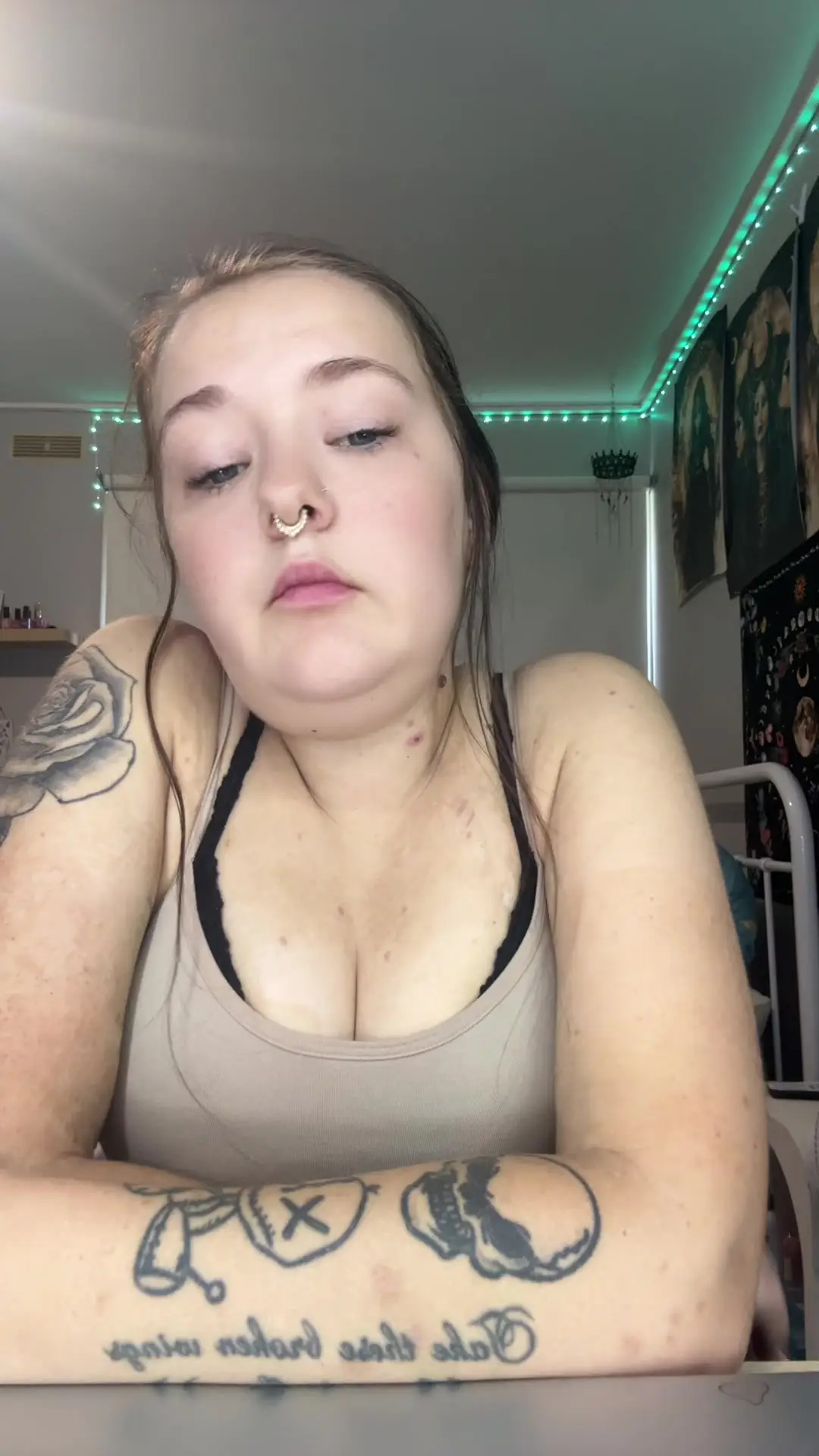 Tiktok post preview 1 from @jameeprice_xox