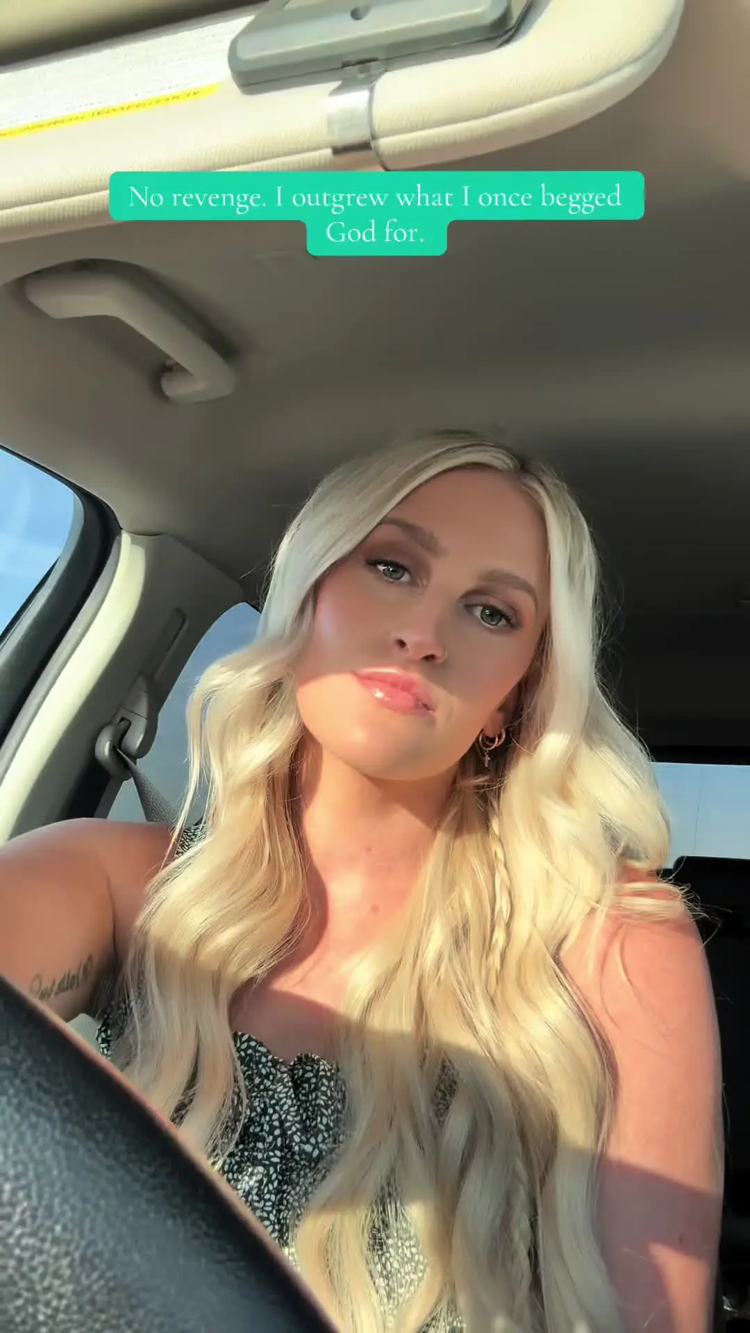 Tiktok post preview 2 from @chelsieernst