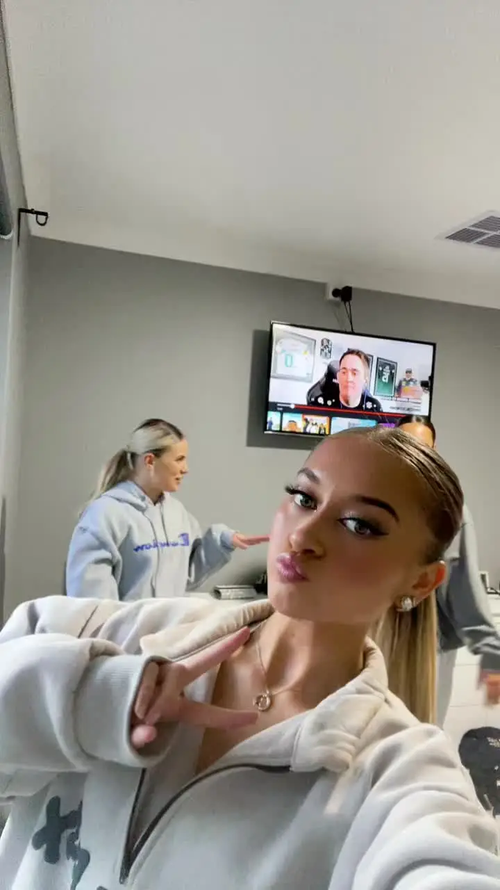 Tiktok post thumbnail