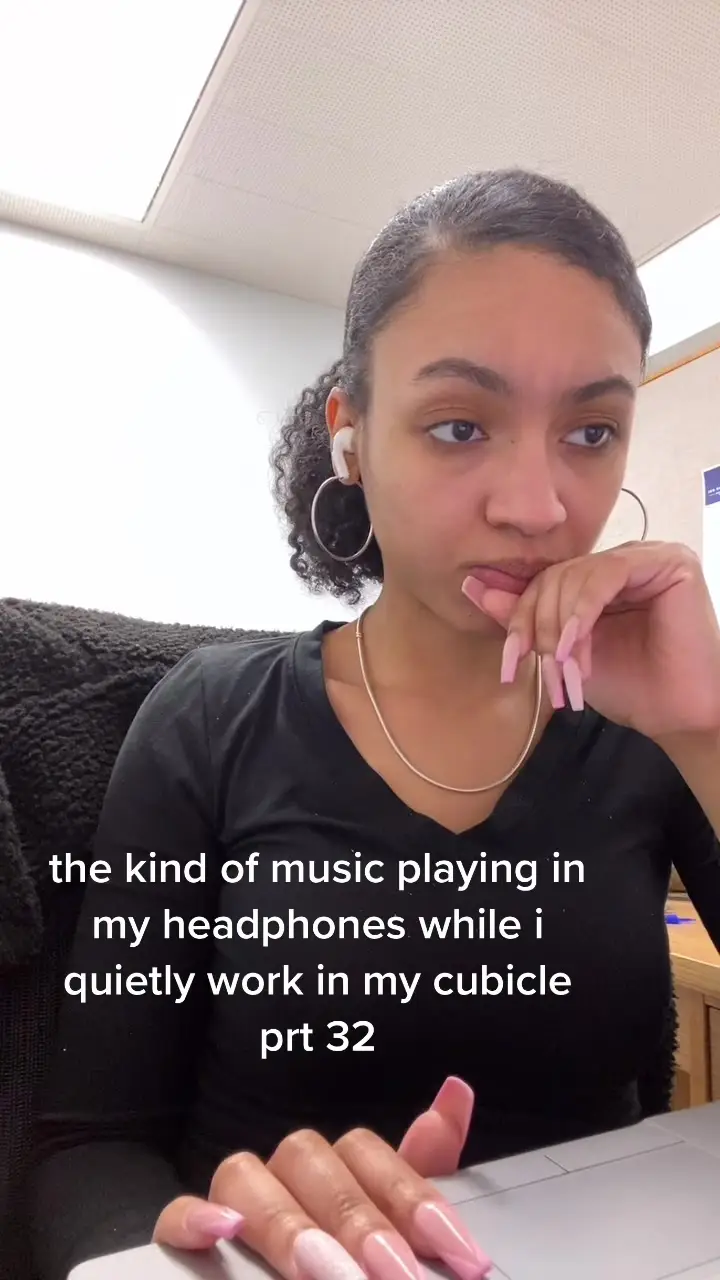 Tiktok post preview 1 from @essencevg_