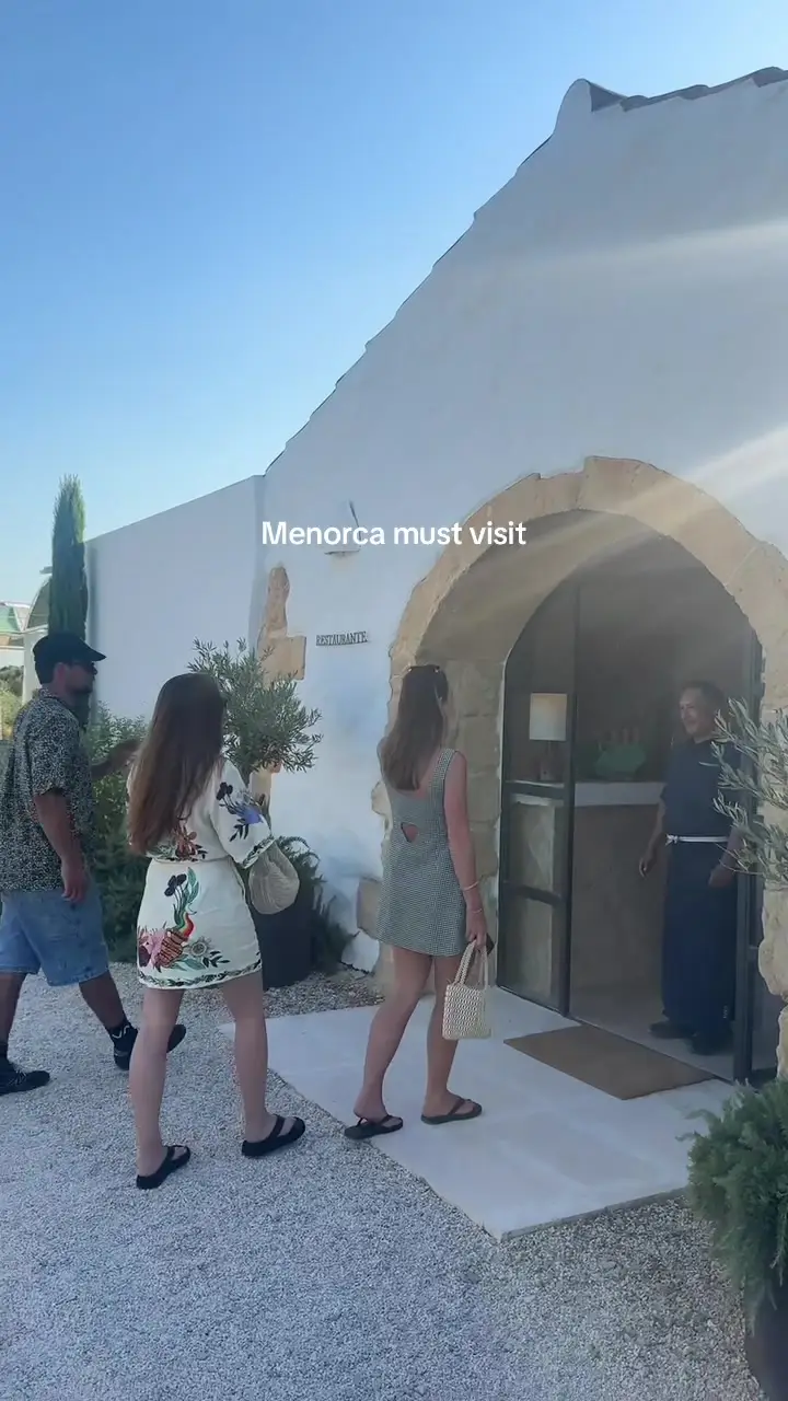 Tiktok post preview 1 from @curatedbysarahh