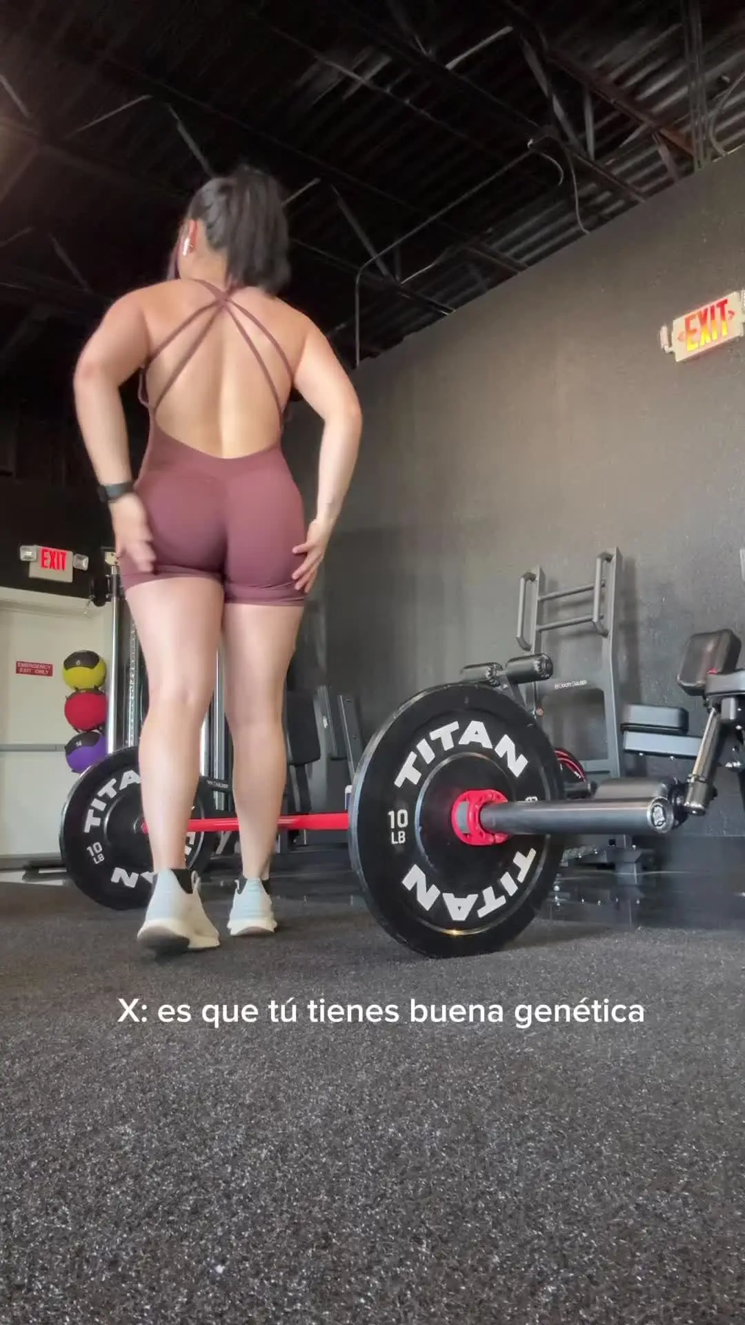 Tiktok post preview 2 from @cati28032