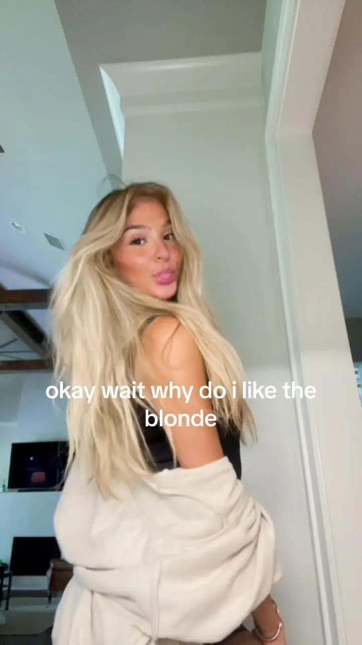 Tiktok post preview 2 from @lanatambo3