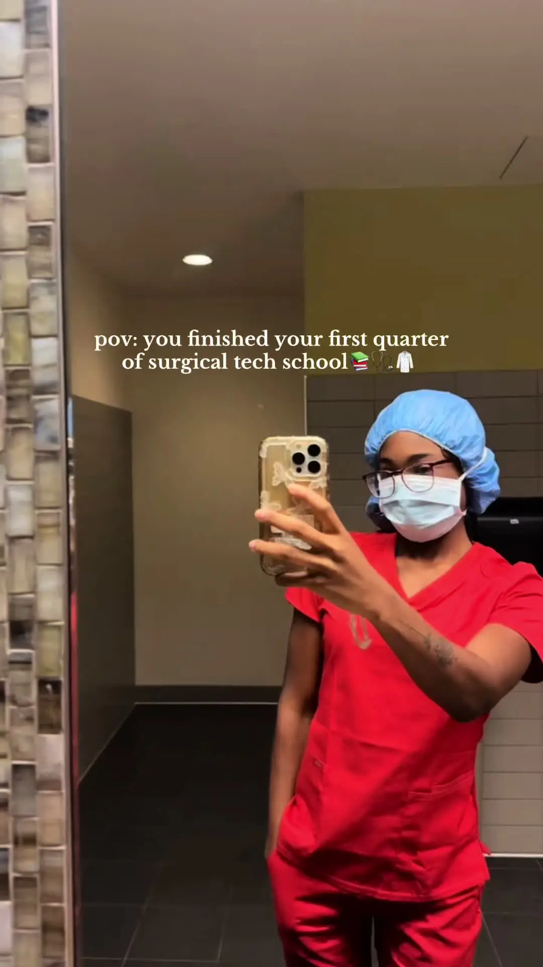 Tiktok post preview 2 from @lisirenaa_