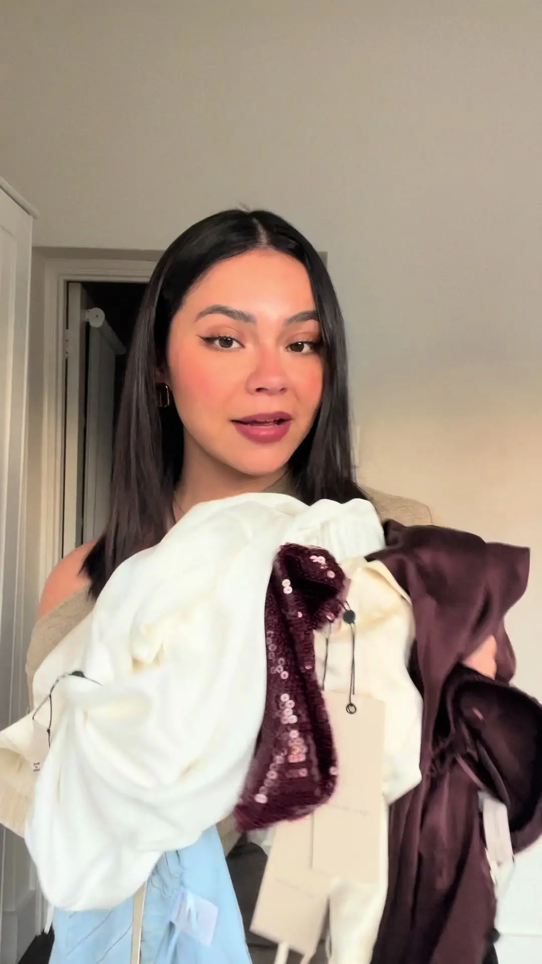 Tiktok post preview 2 from @milamontiee