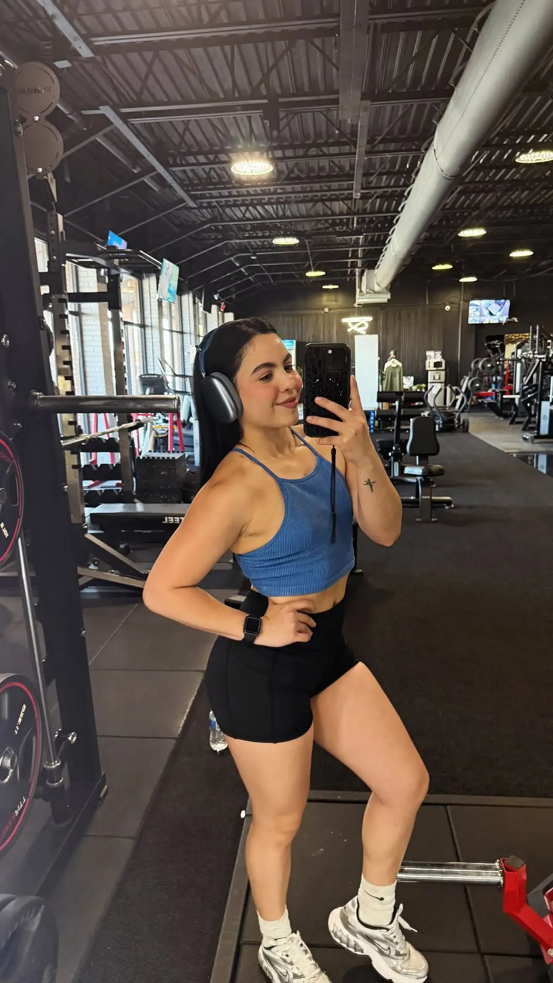 Instagram post preview 3 from eliannysvds_