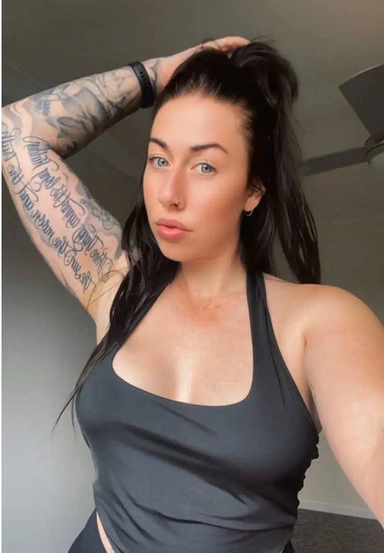 Tiktok post preview 1 from @ashleawoodyfitness