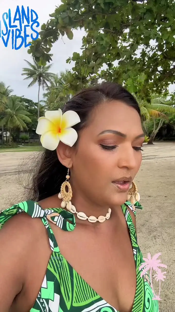 Tiktok post preview 2 from @makeupandhairbyjain