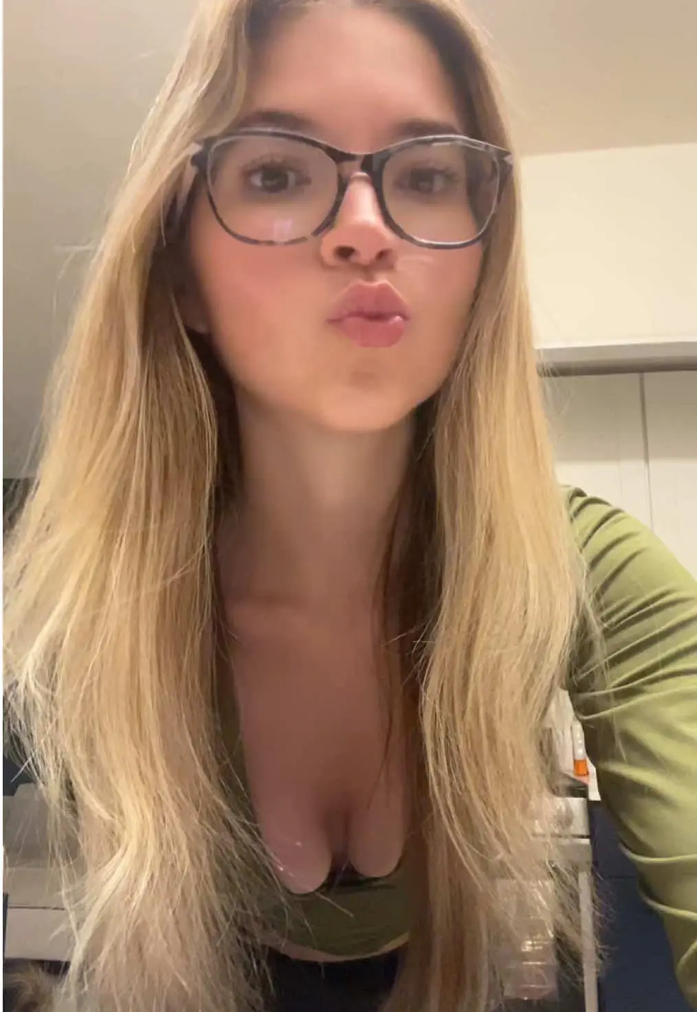 Tiktok post thumbnail