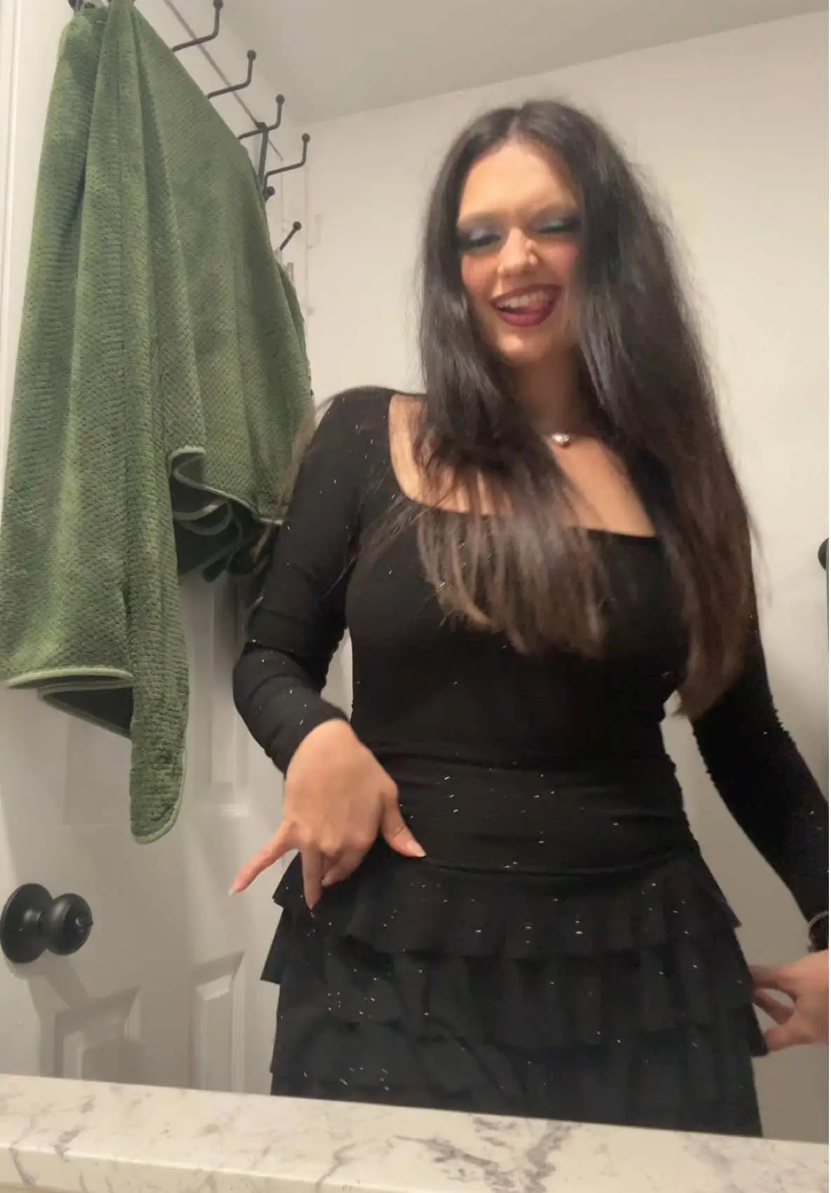 Tiktok post preview 2 from @alexandramrojas