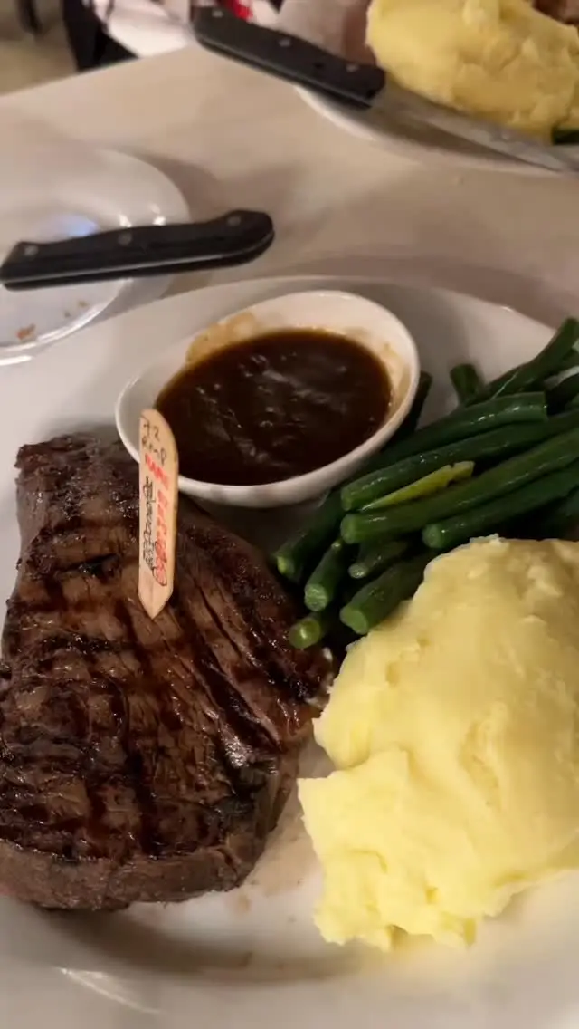 Instagram post preview 2 from brisney.land