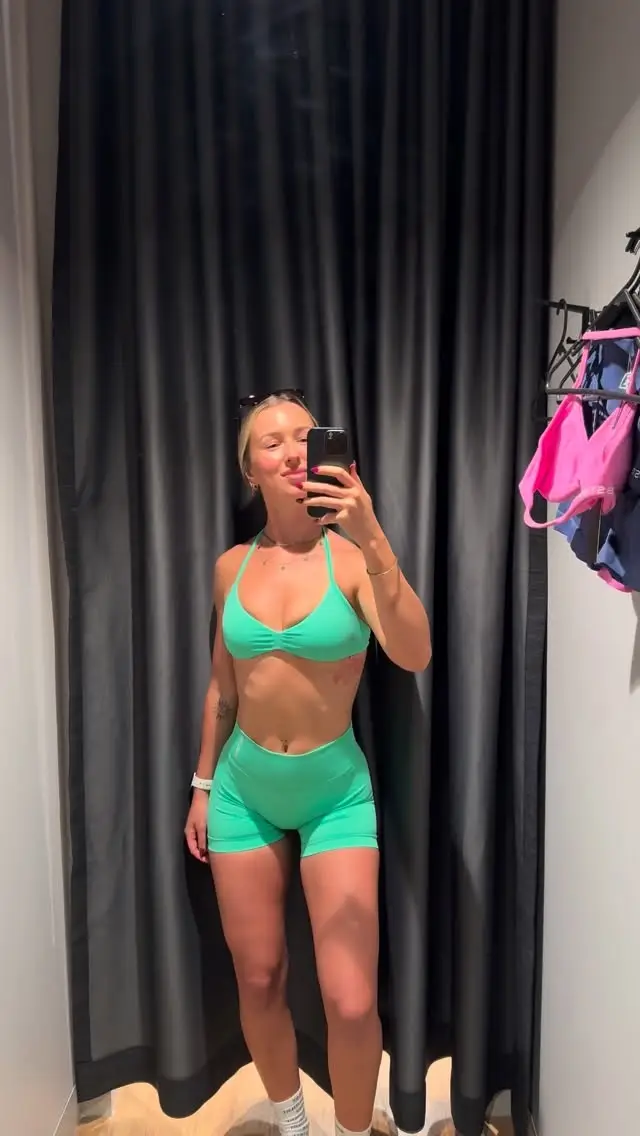 Instagram post preview 3 from graceleach1