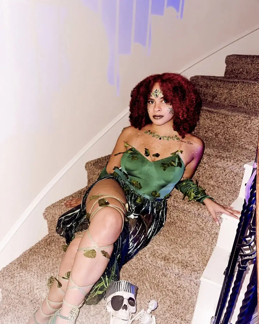 Instagram post preview 2 from charlenchanel