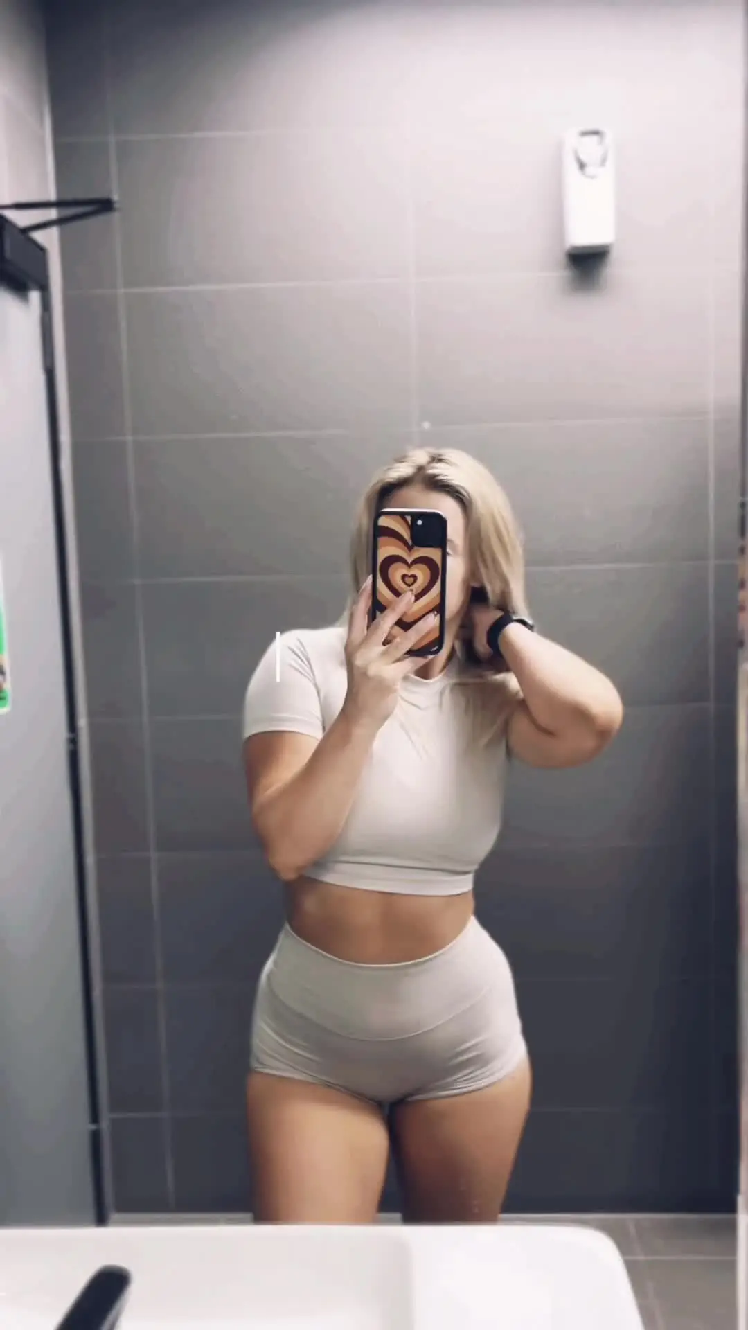 Tiktok post preview 3 from @miss.lucyb