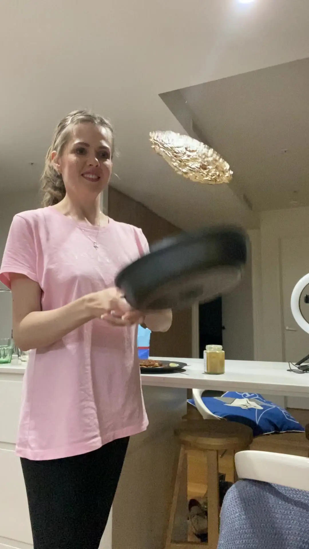 Tiktok post preview 2 from @thefrau