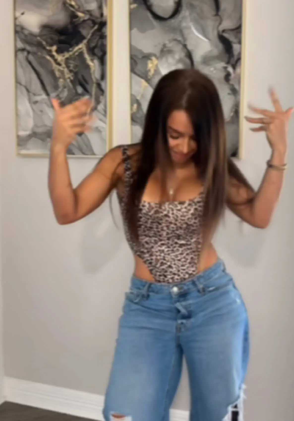 Tiktok post preview 3 from @brujitakiss