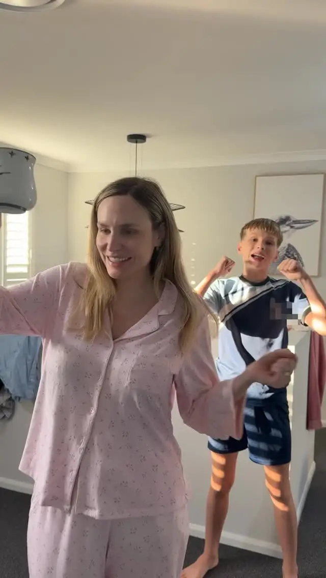 Instagram post preview 3 from courtney_klk