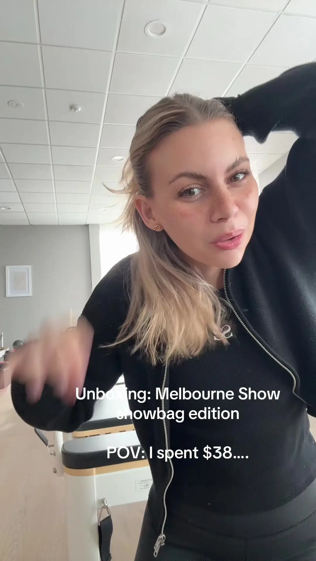 Tiktok post preview 2 from @kiarahbagnato