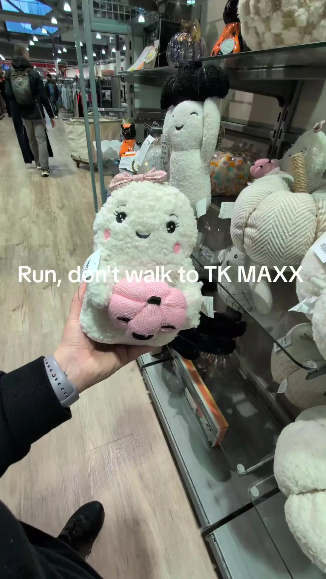Tiktok post preview 2 from @sammy1cat