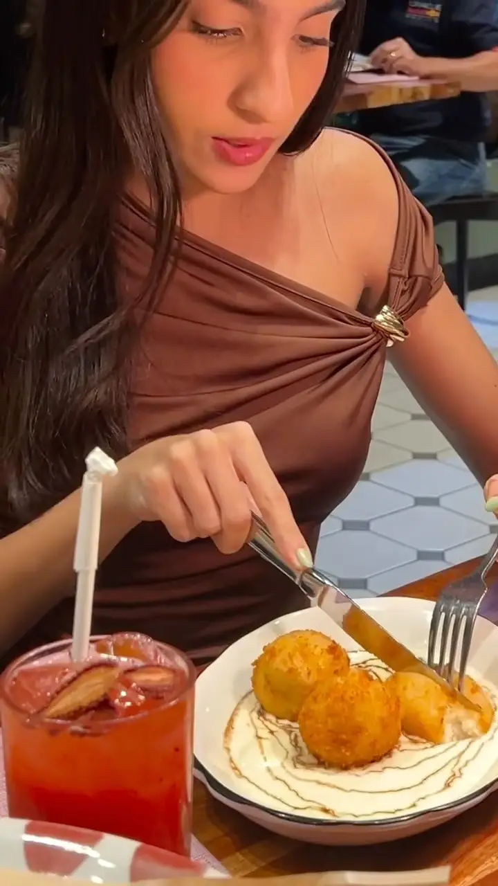 Instagram post preview 2 from ashgg__