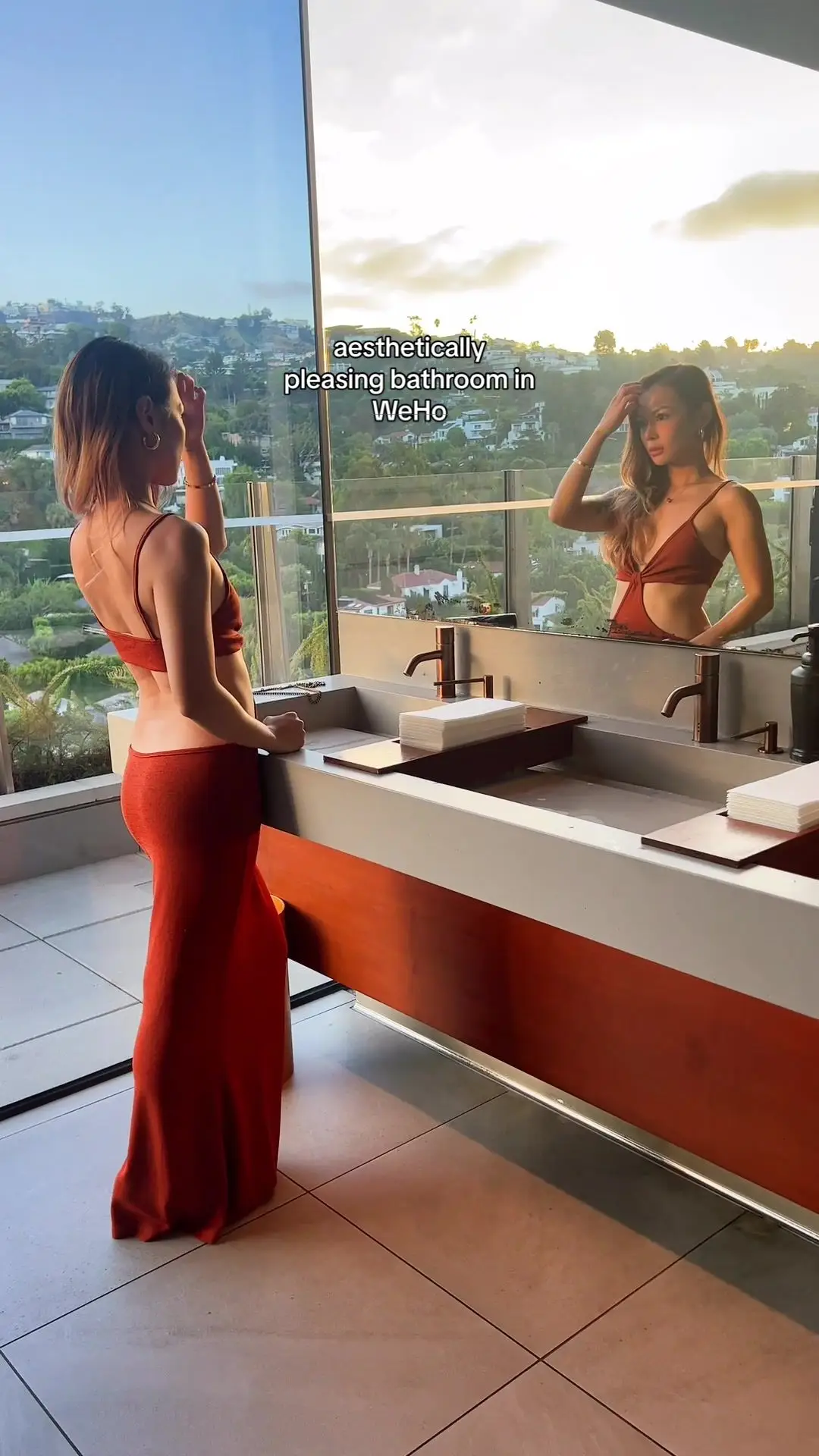 Tiktok post preview 2 from @jesslyngabr