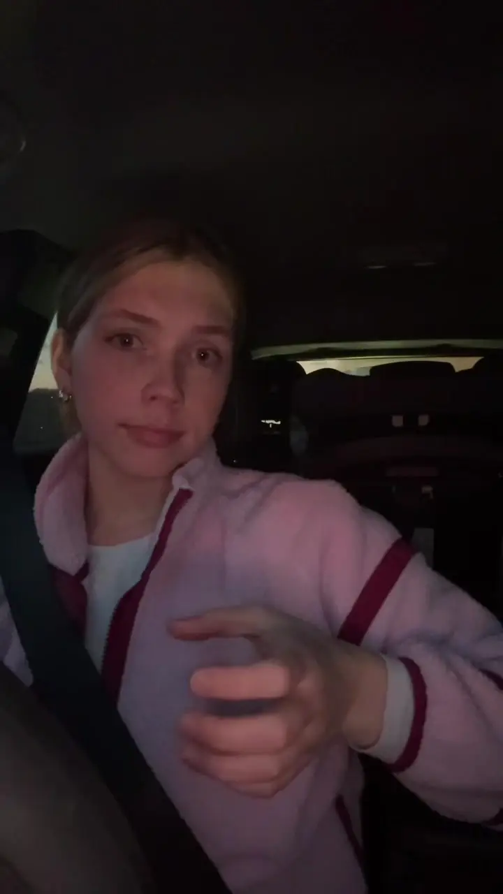 Tiktok post preview 2 from @savannahriff_
