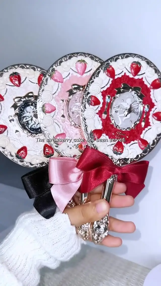 Instagram post preview 2 from kittykhatee_