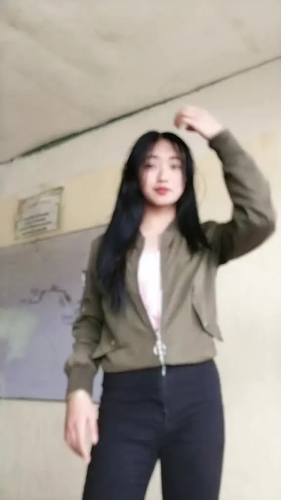 Tiktok post thumbnail