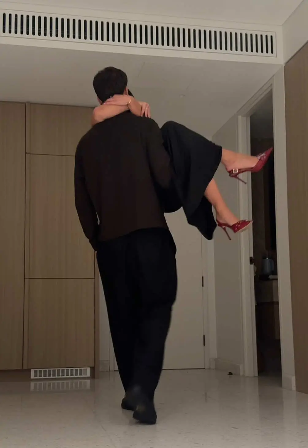 Tiktok post preview 3 from @imihoani