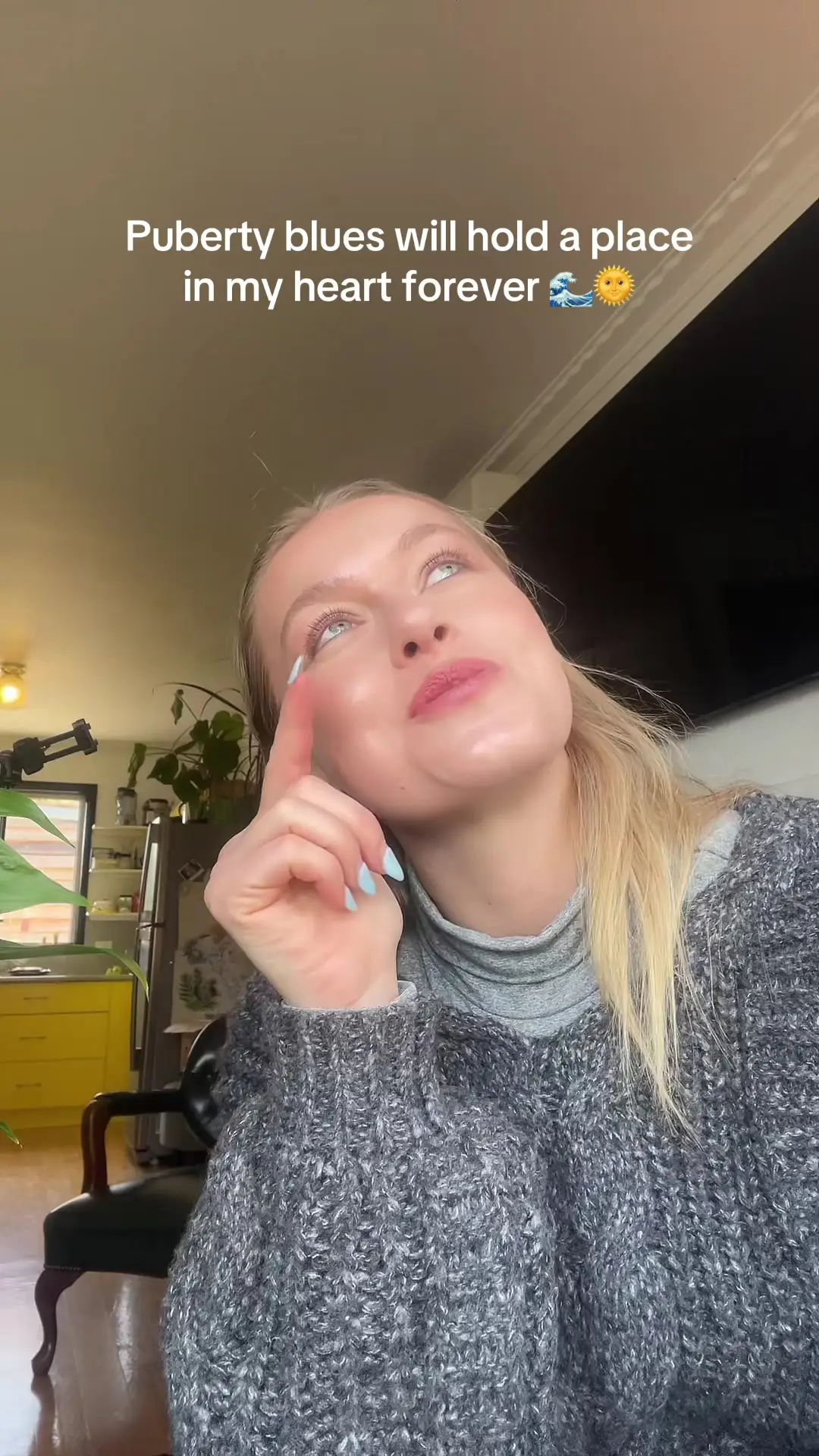 Tiktok post preview 2 from @its.hollyk