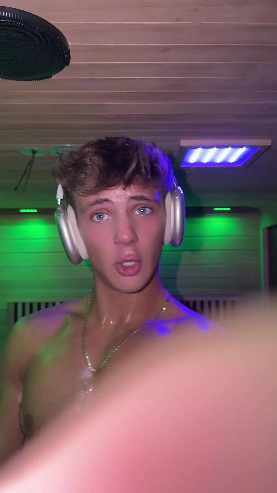 Tiktok post thumbnail