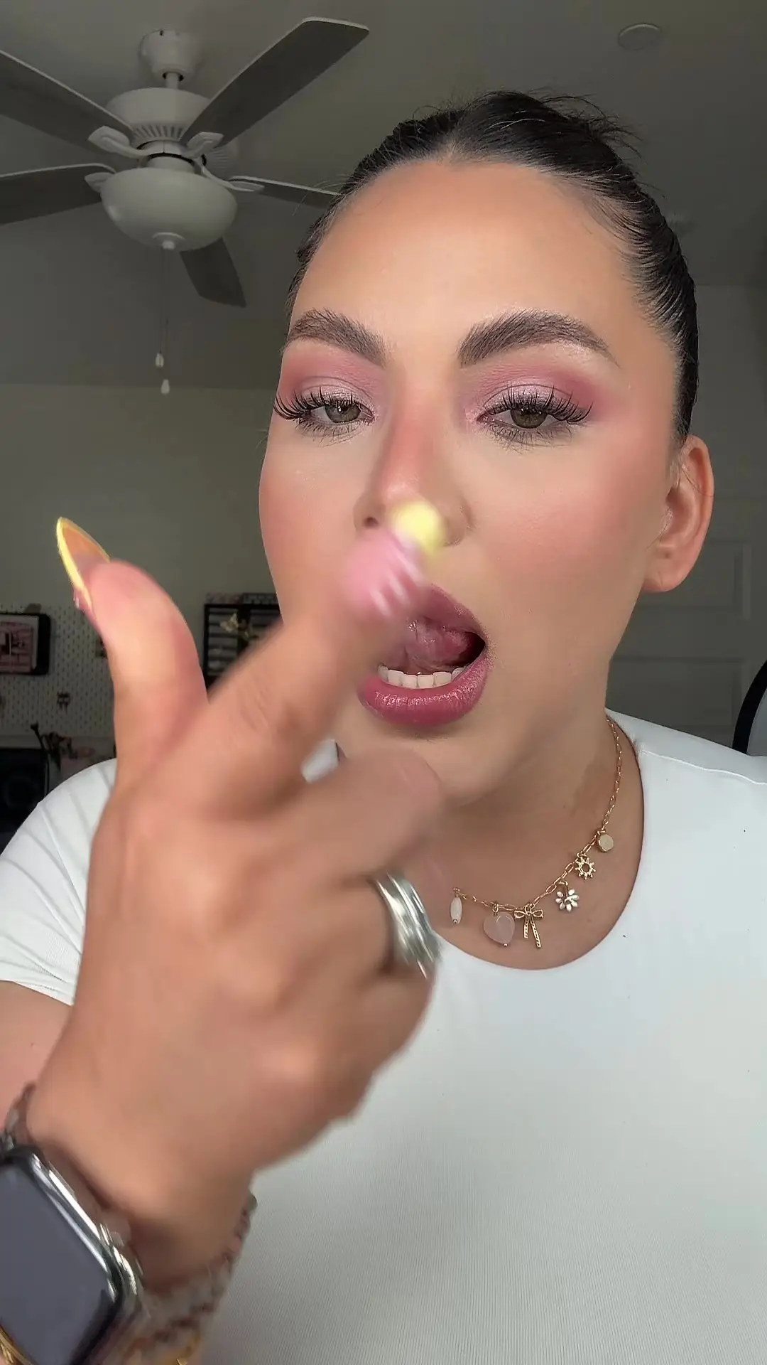Tiktok post preview 2 from @queeen_sava