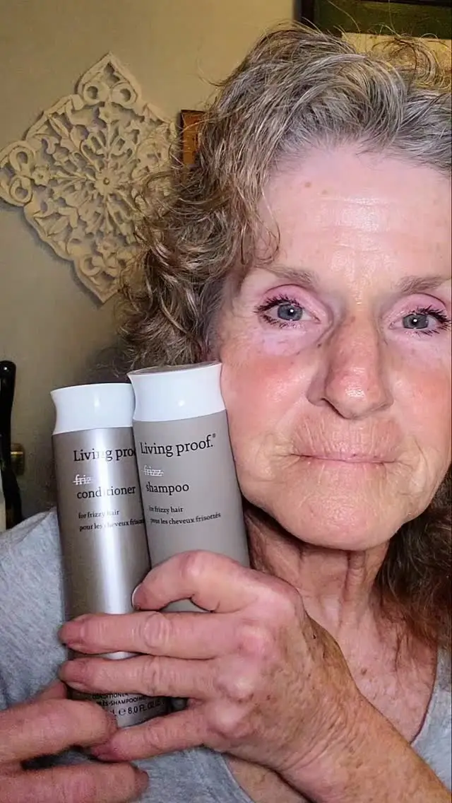 Instagram post preview 2 from mary_mullins_beauty_reviews