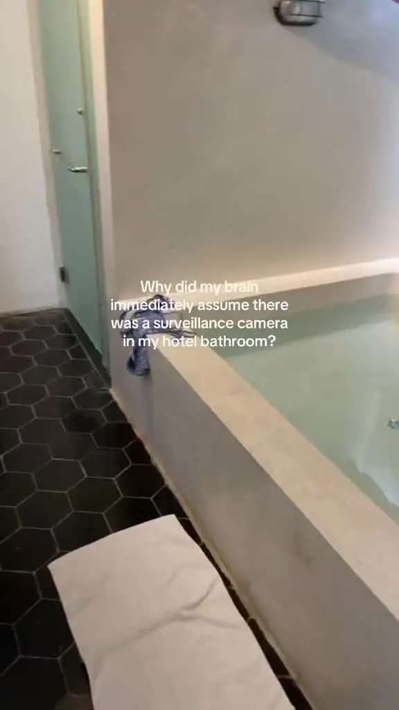 Tiktok post preview 2 from @oceanbather