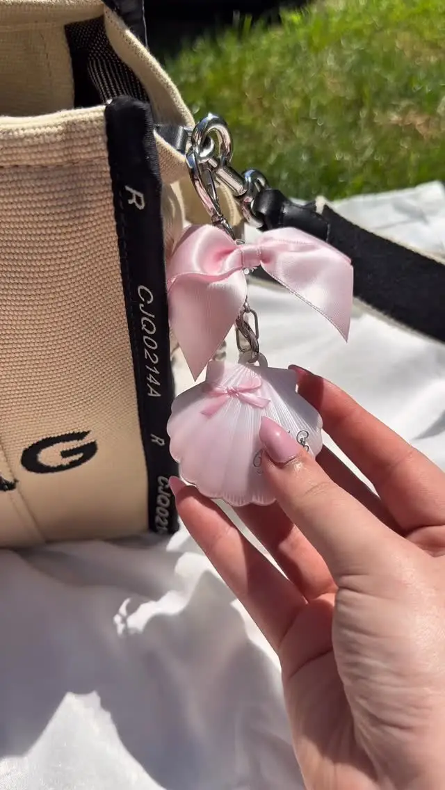 Instagram post preview 3 from lunam.beauty