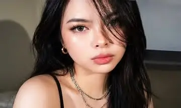 Instagram post preview 2 from rrevyy_