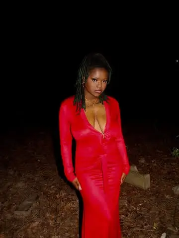 Instagram post preview 3 from therealtakendria
