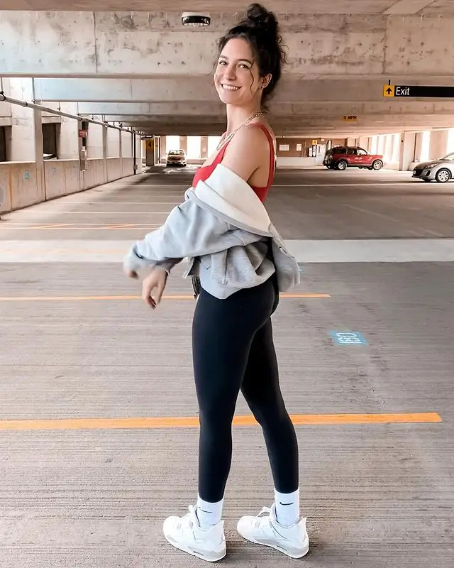 Instagram post preview 3 from mariaawhitee
