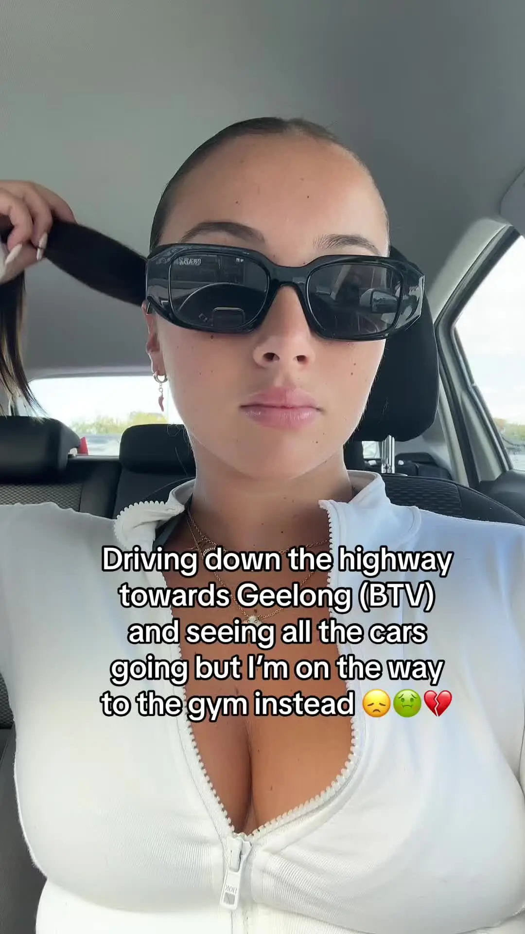 Tiktok post preview 3 from @jemimabennetttt