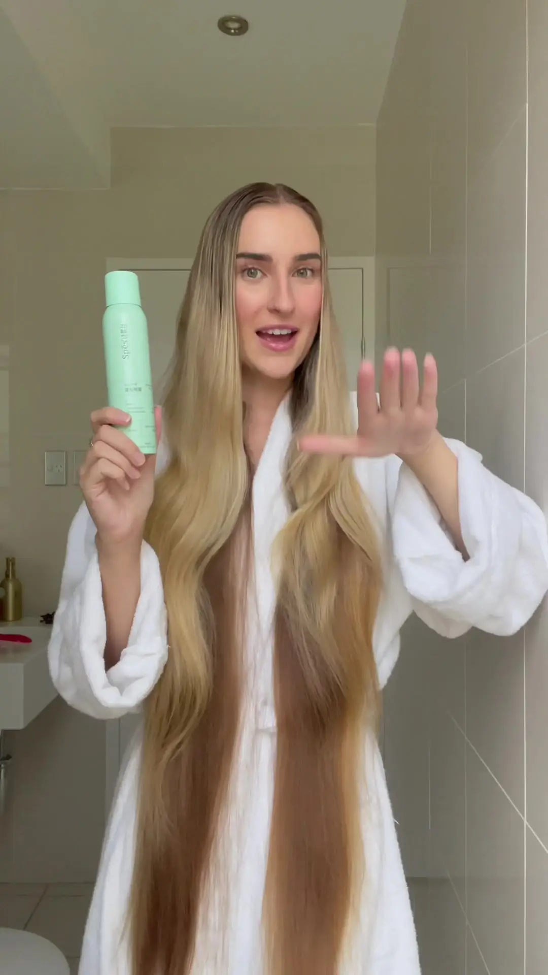 Tiktok post preview 3 from @theaussierapunzel