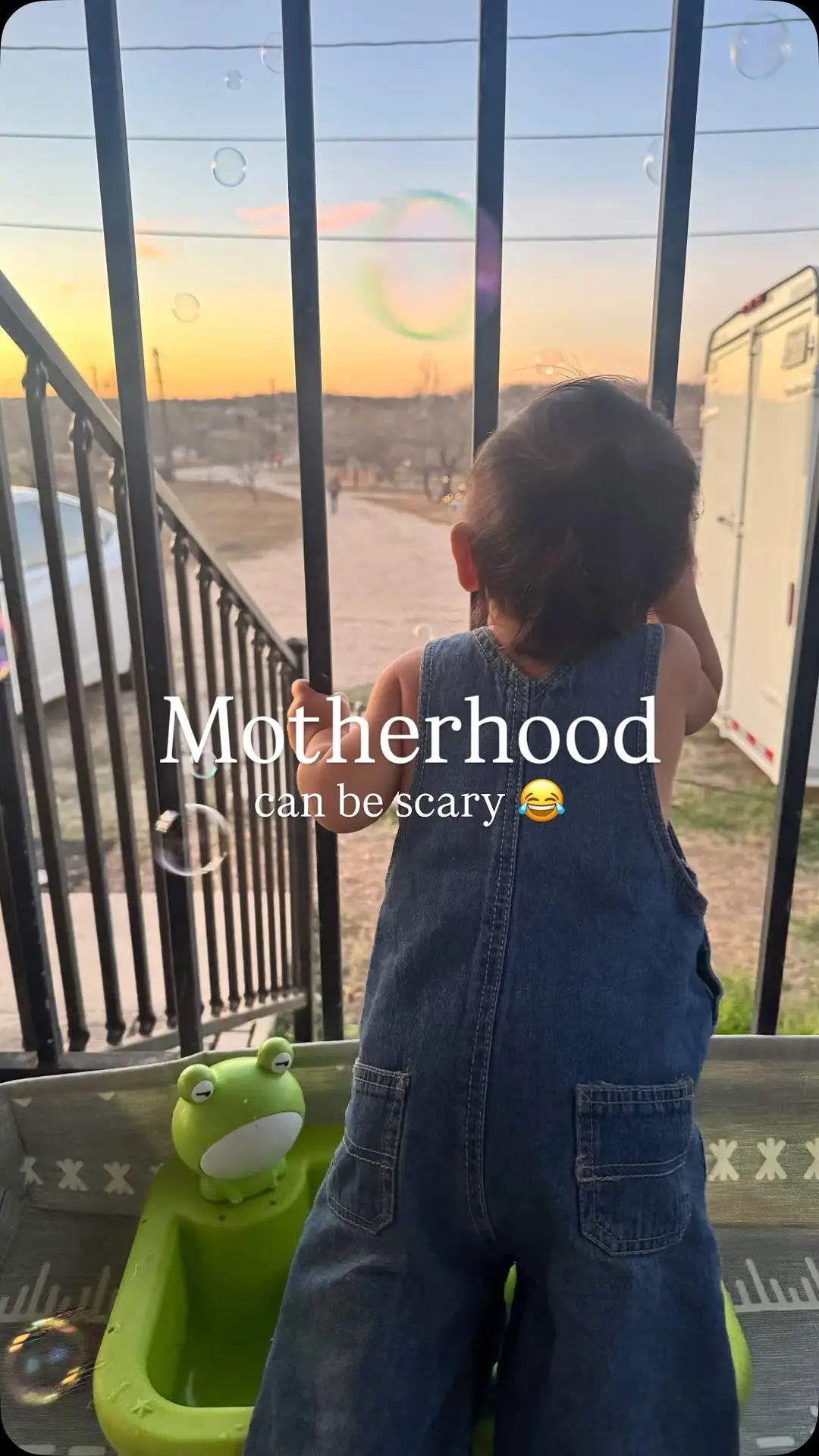 Instagram post preview 1 from breemunozmomedition_