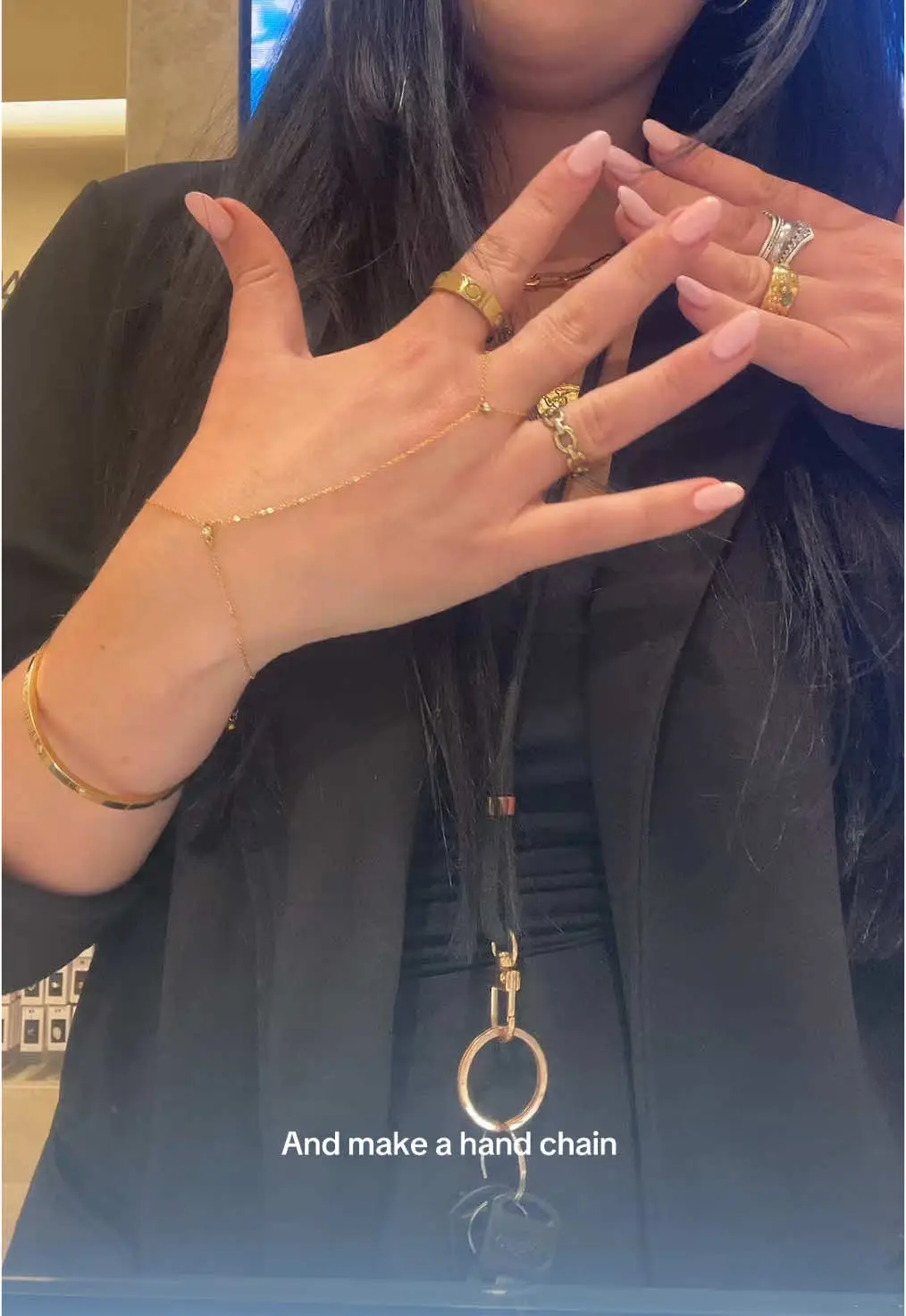 Tiktok post preview 2 from @aliciasalamone8