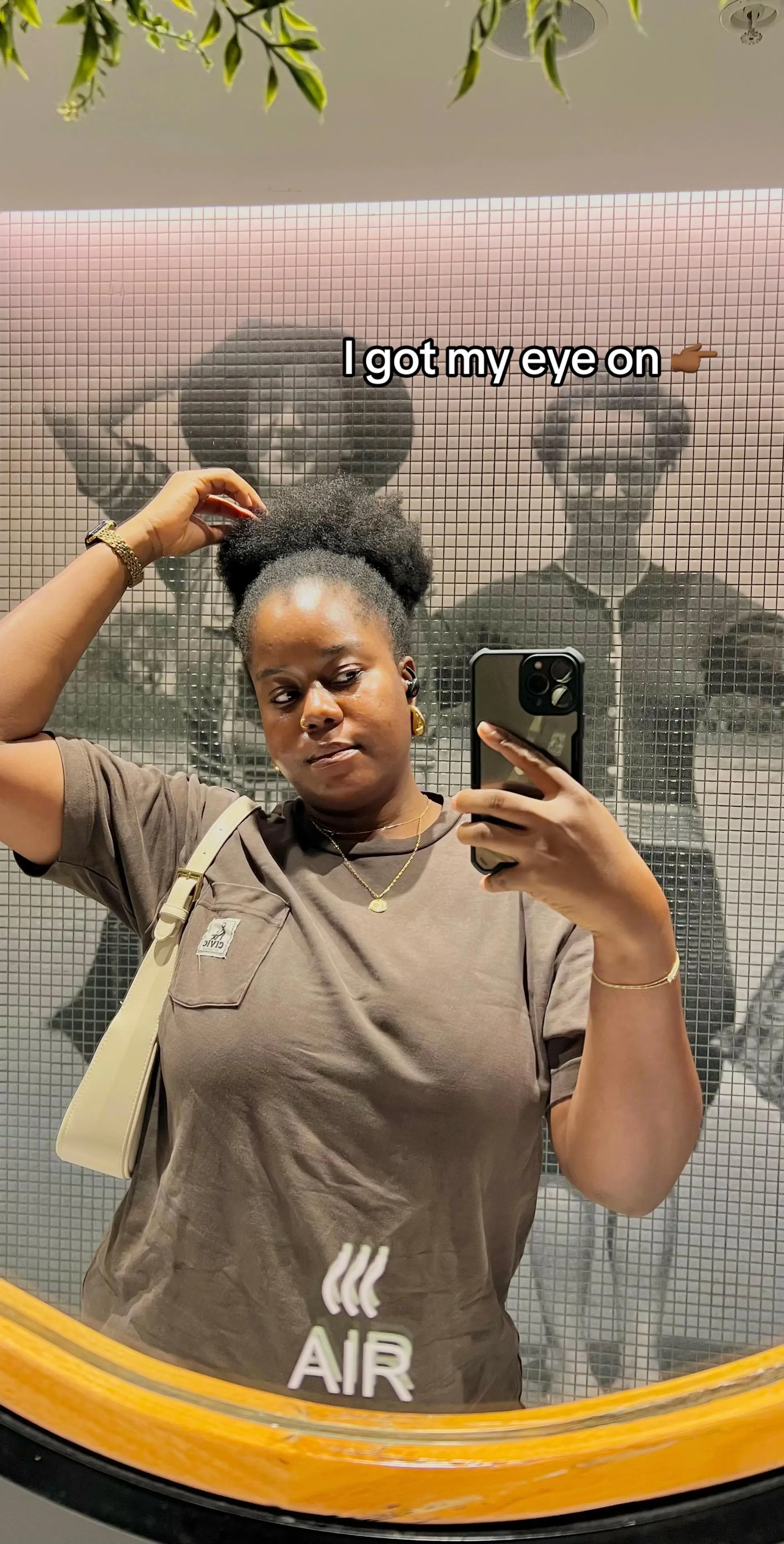 Tiktok post preview 2 from @checheokoye