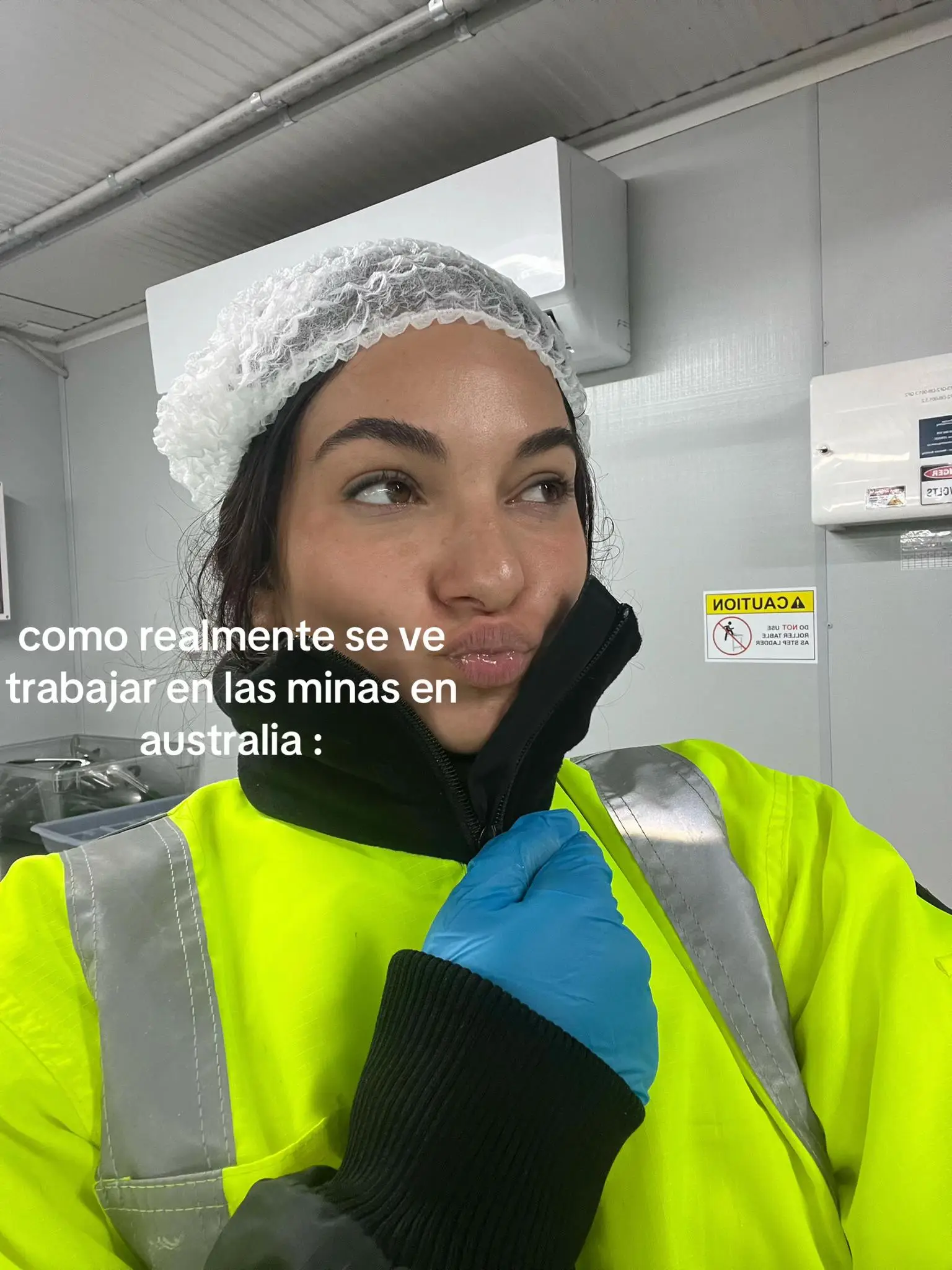 Tiktok post preview 1 from @valeriaappmm