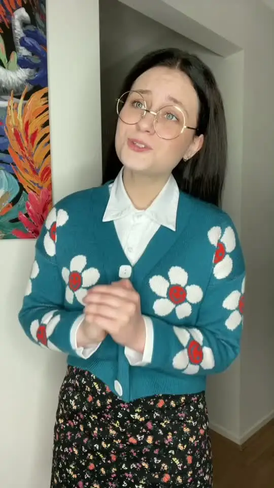 Tiktok post preview 3 from @halohayley