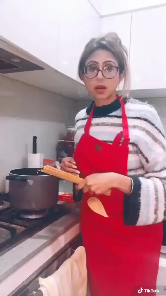 Tiktok post preview 3 from @simrangulatiofficial