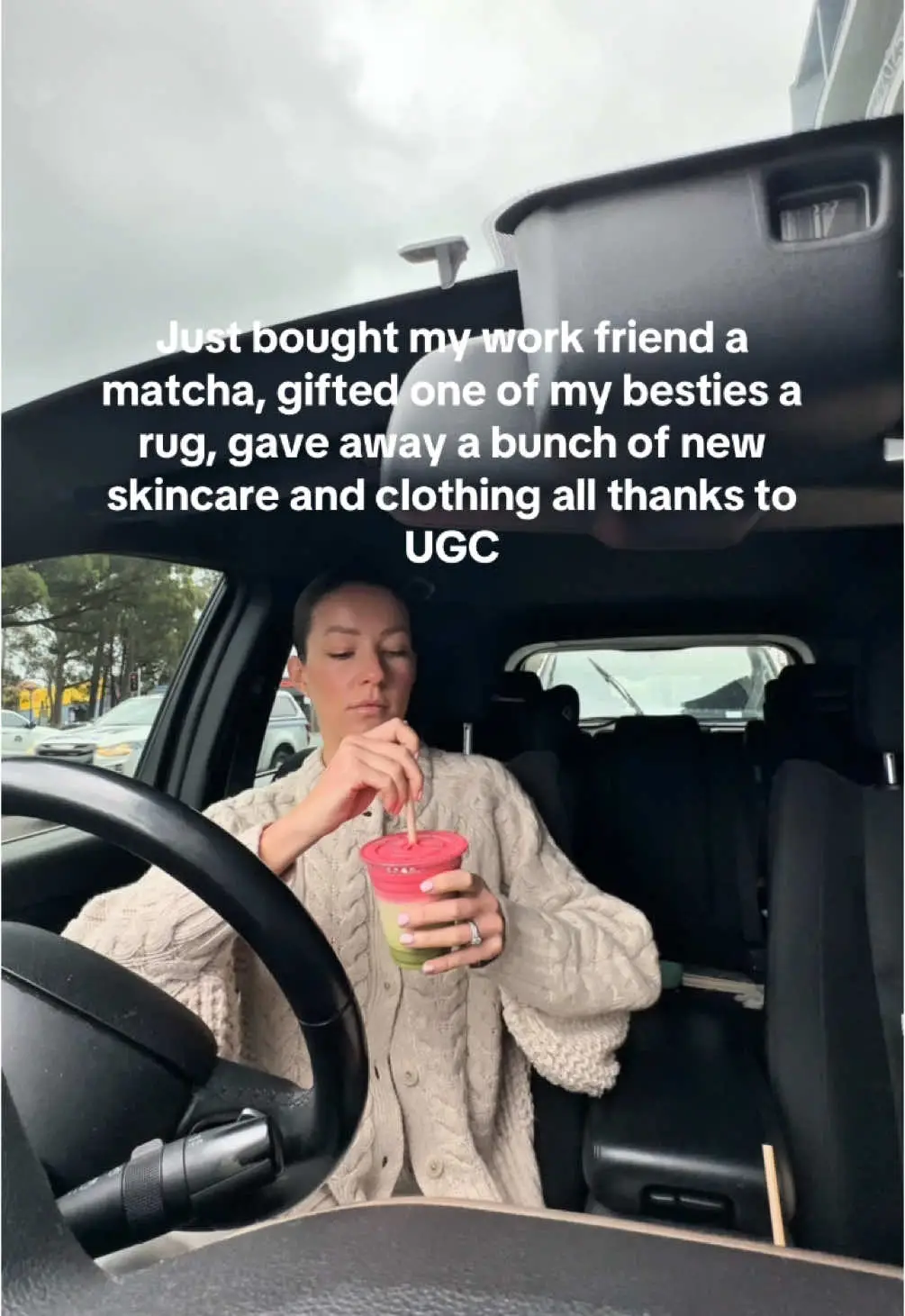 Tiktok post preview 3 from @kendallmrobertss