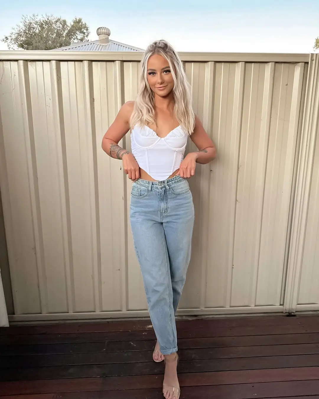 Instagram post preview 2 from courtneyymiaa_